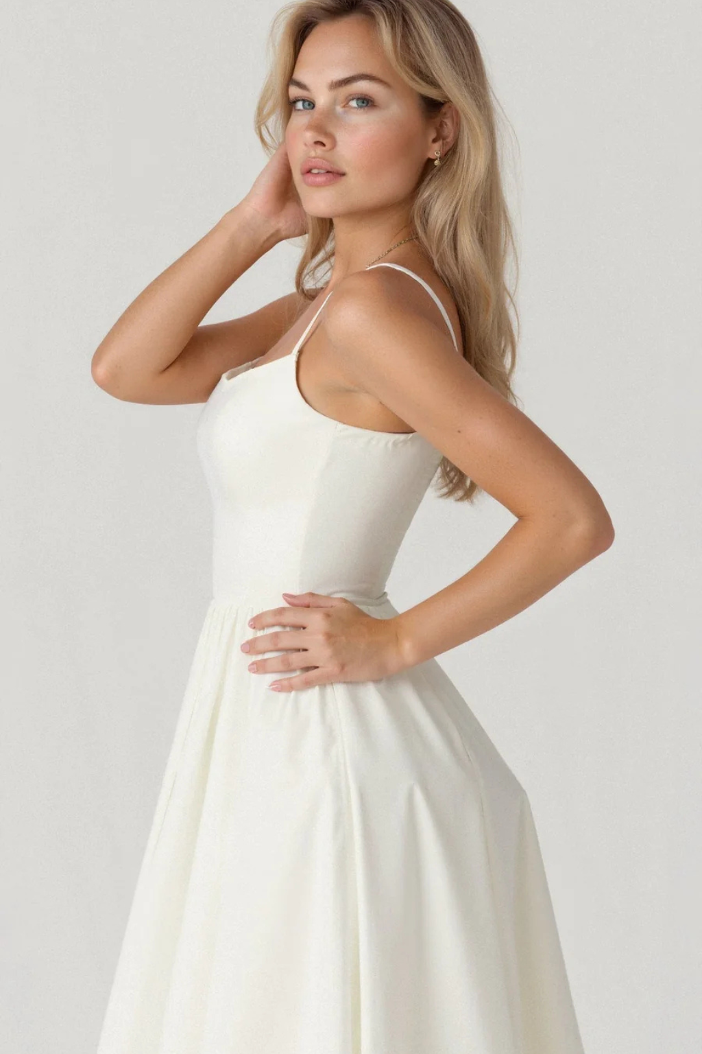 Aurevia | Elegant Dame Ascot Midi Gallakjole i A-linje