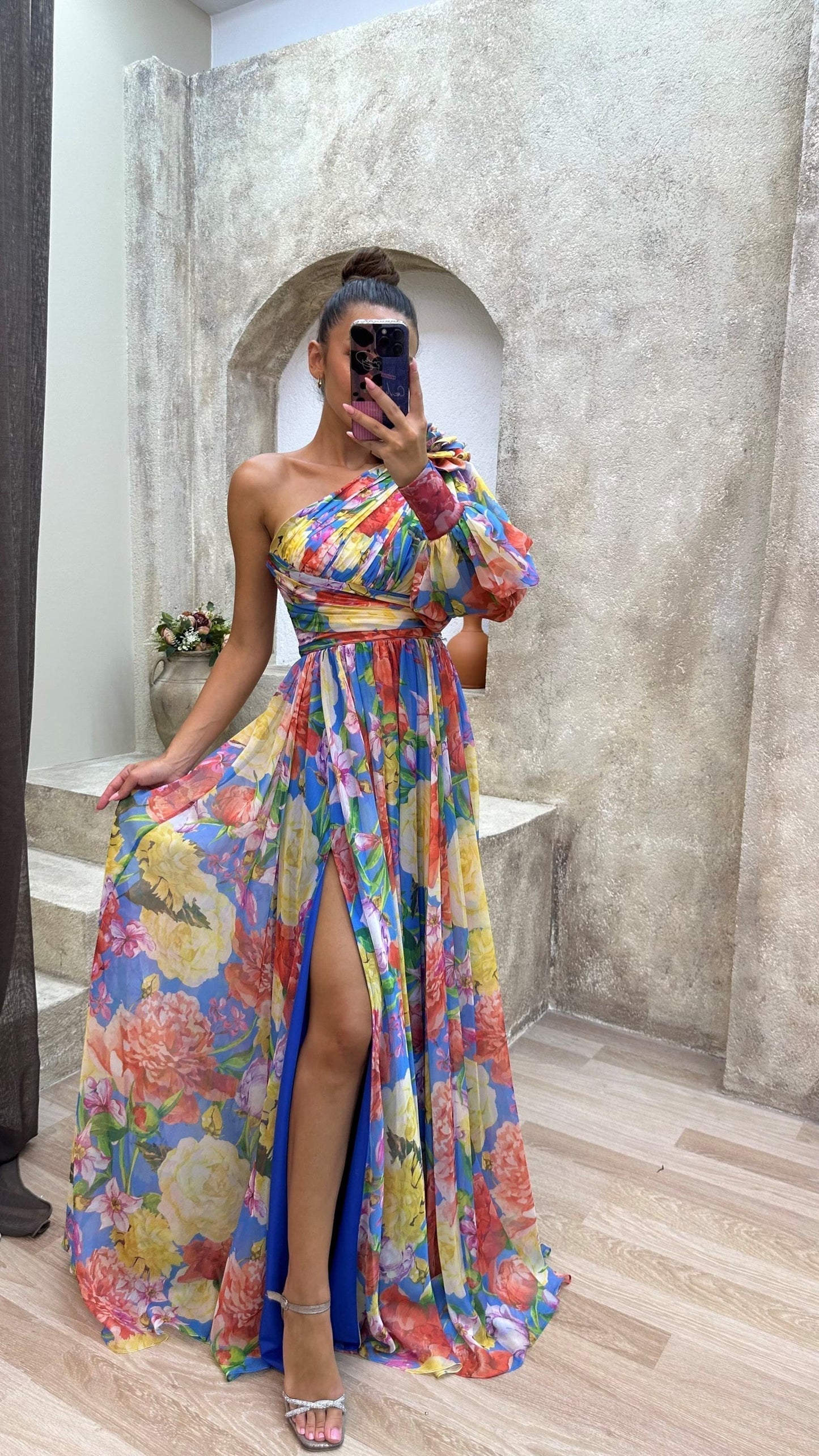 Hanna | One-Shoulder Maxikjole Blomsterprint Flydende Elegant