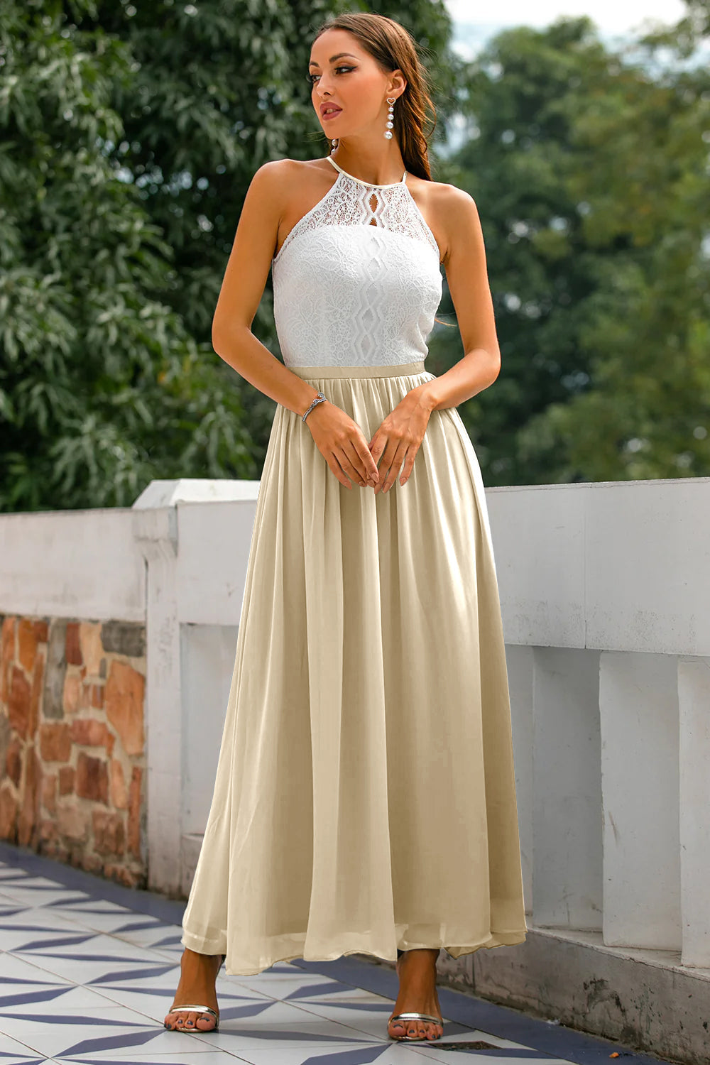 Malou | Kvinde Bryllupsgæst Kjole Halterneck Satin Maxi Stil