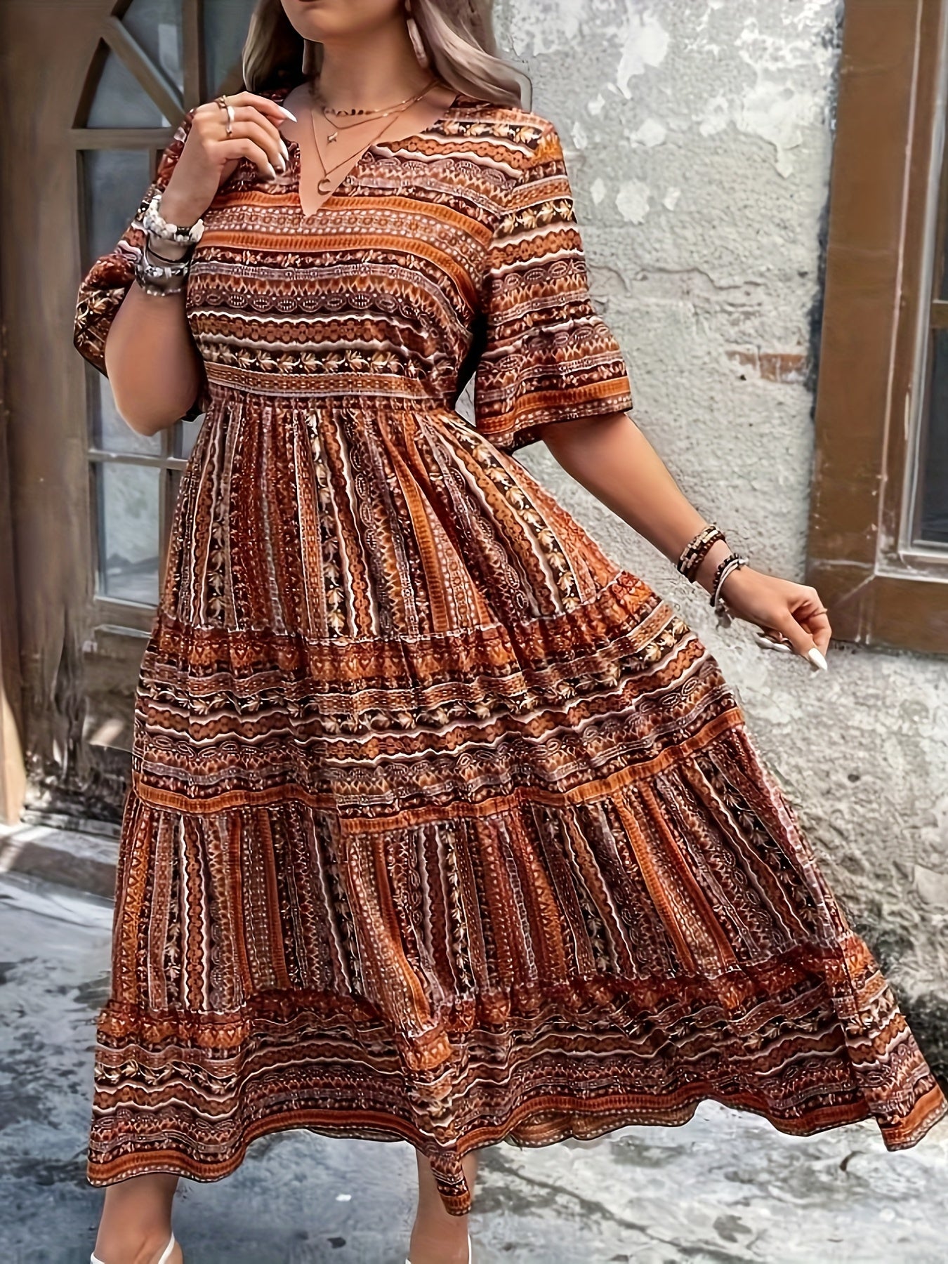 Vivienne | Elegante Damers Boho Maxikjole Med Etnisk Print